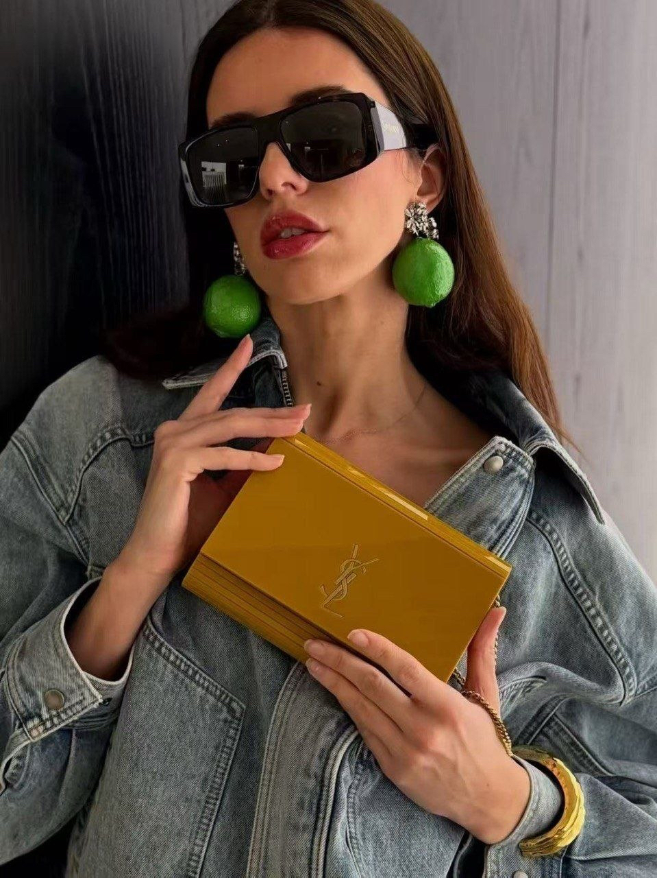 БОМБЕР SAINT LAURENT детальное фото
