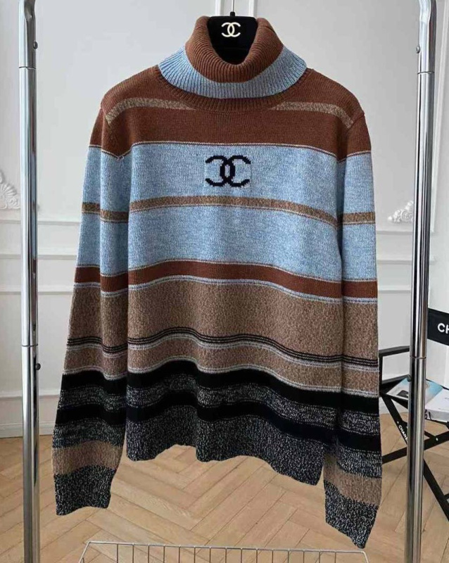 СВИТЕР CHANEL фото