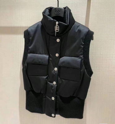 ЖИЛЕТ CHANEL фото