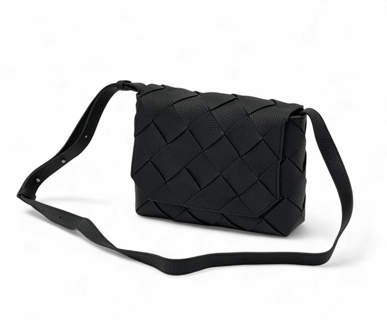 МУЖСКАЯ СУМКА МЕССЕНДЖЕР BOTTEGA VENETA детальное фото
