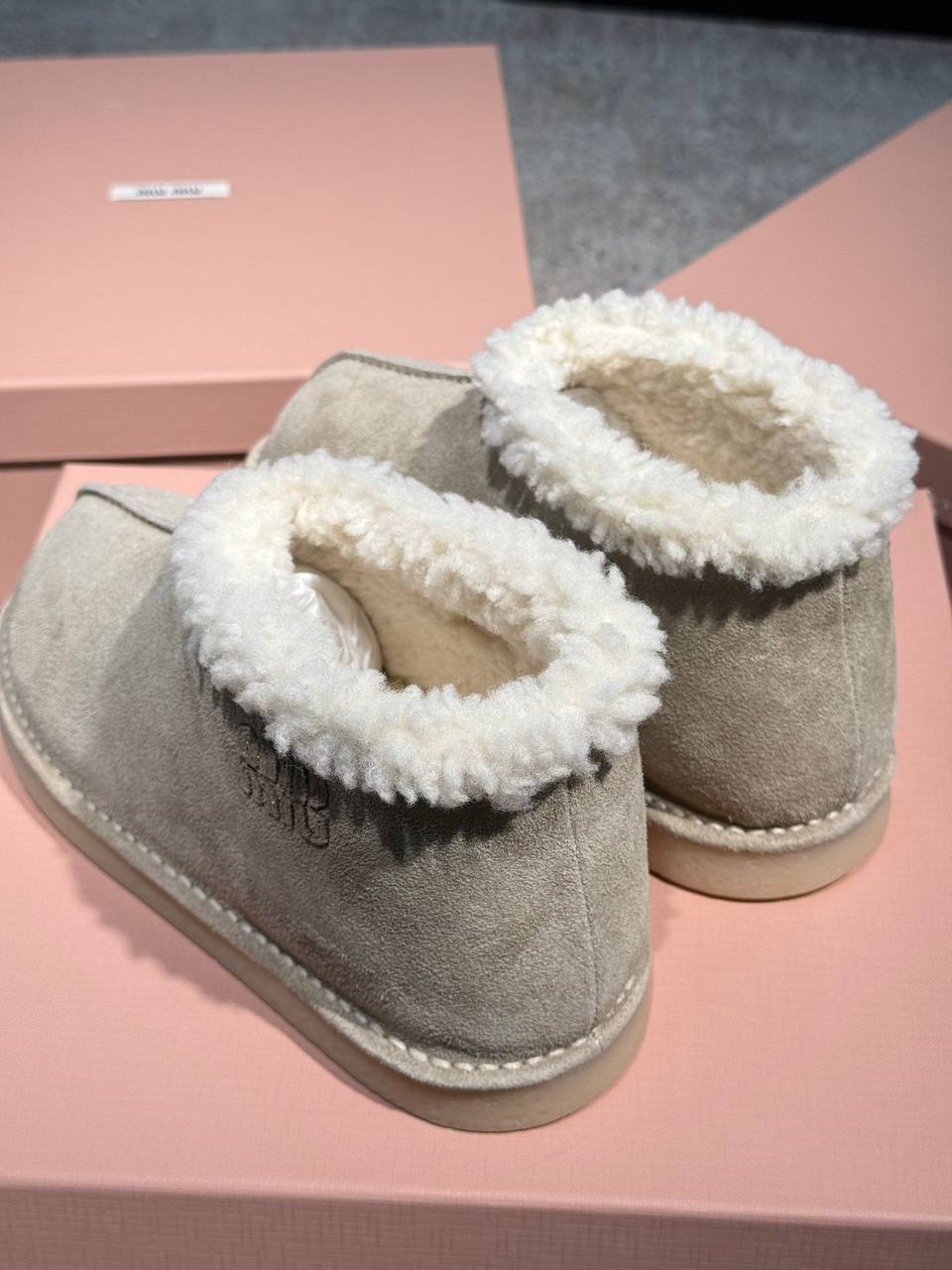 УГГИ MIU MIU детальное фото