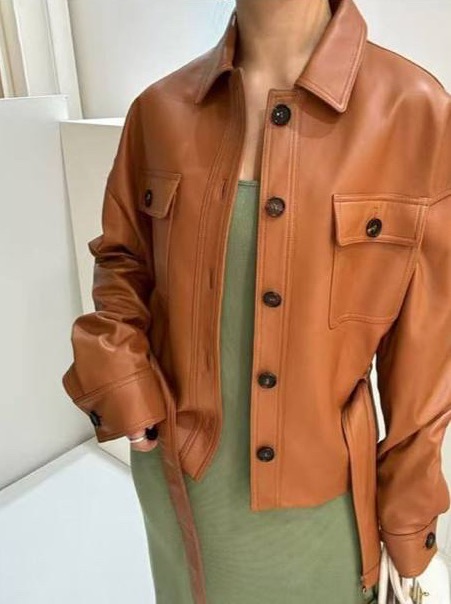 КУРТКА MIU MIU детальное фото