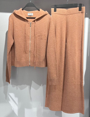 КОСТЮМ MIU MIU фото