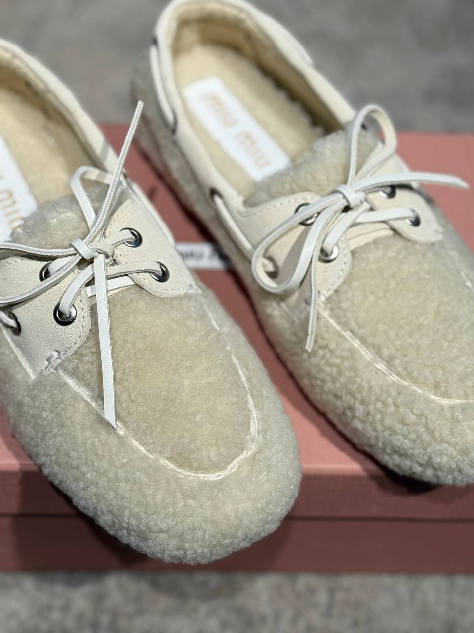 ЛОФЕРЫ MIU MIU детальное фото