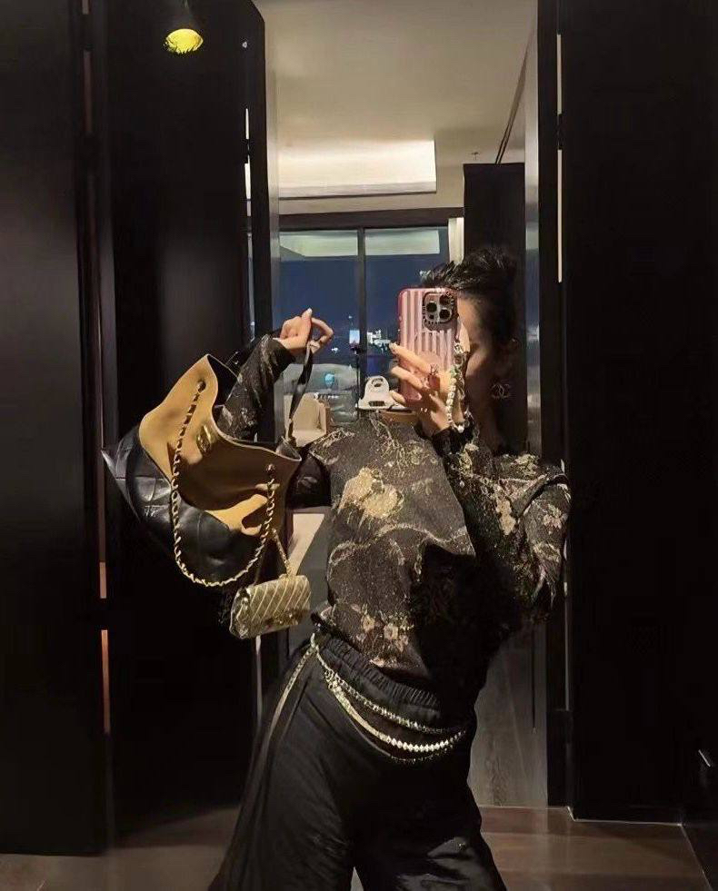 КОФТА CHANEL детальное фото