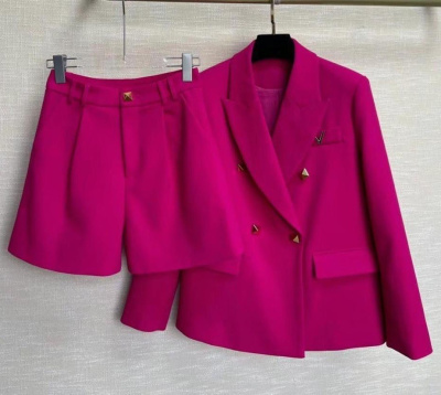 КОСТЮМ VALENTINO фото