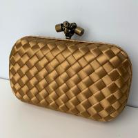 Клатч Bottega Veneta Knot фото