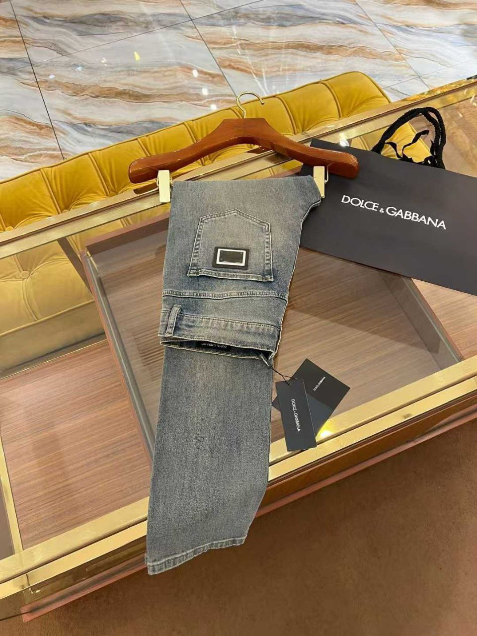 МУЖСКИЕ ДЖИНСЫ DOLCE & GABBANA детальное фото