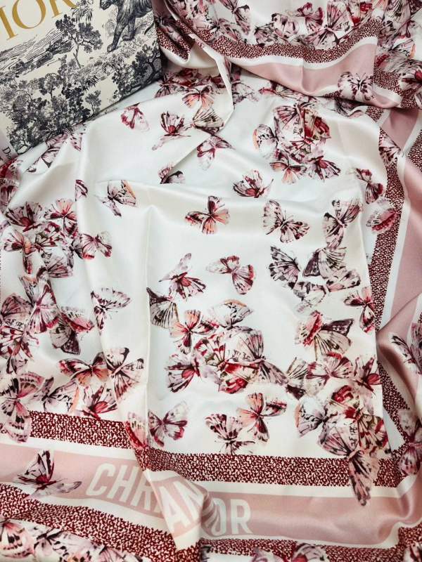 ПЛАТОК CHRISTIAN DIOR фото