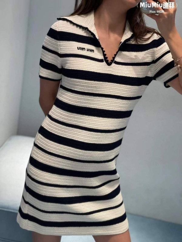 ПЛАТЬЕ MIU MIU фото