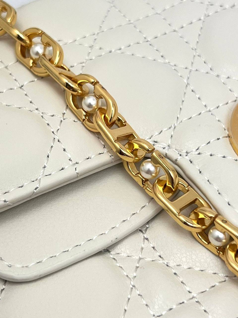 СУМКА CHRISTIAN DIOR JOLIE TOP HANDLE детальное фото