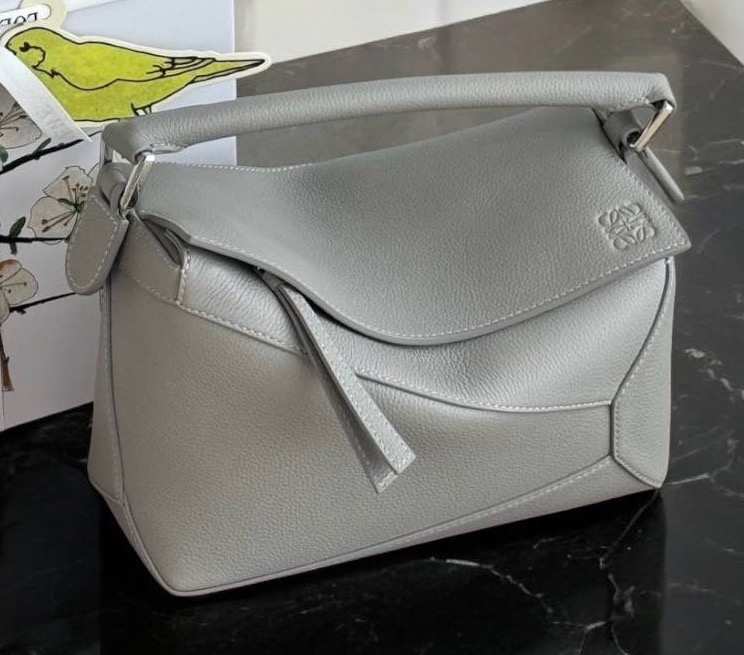 СУМКА LOEWE фото