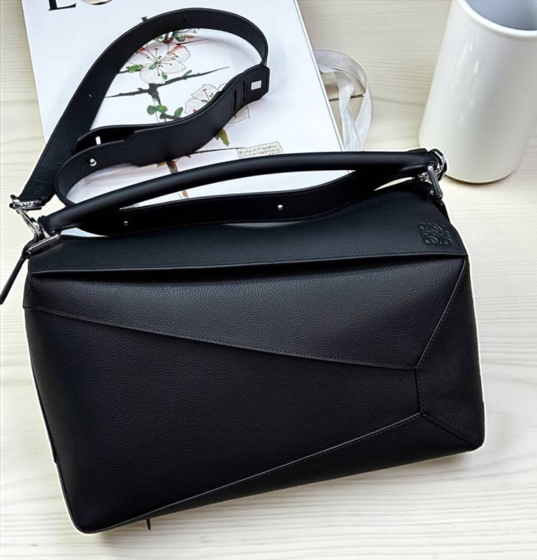 СУМКА LOEWE фото