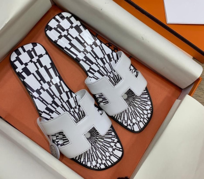 ШЛЕПКИ HERMES фото