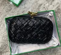 КЛАТЧ BOTTEGA VENETA фото