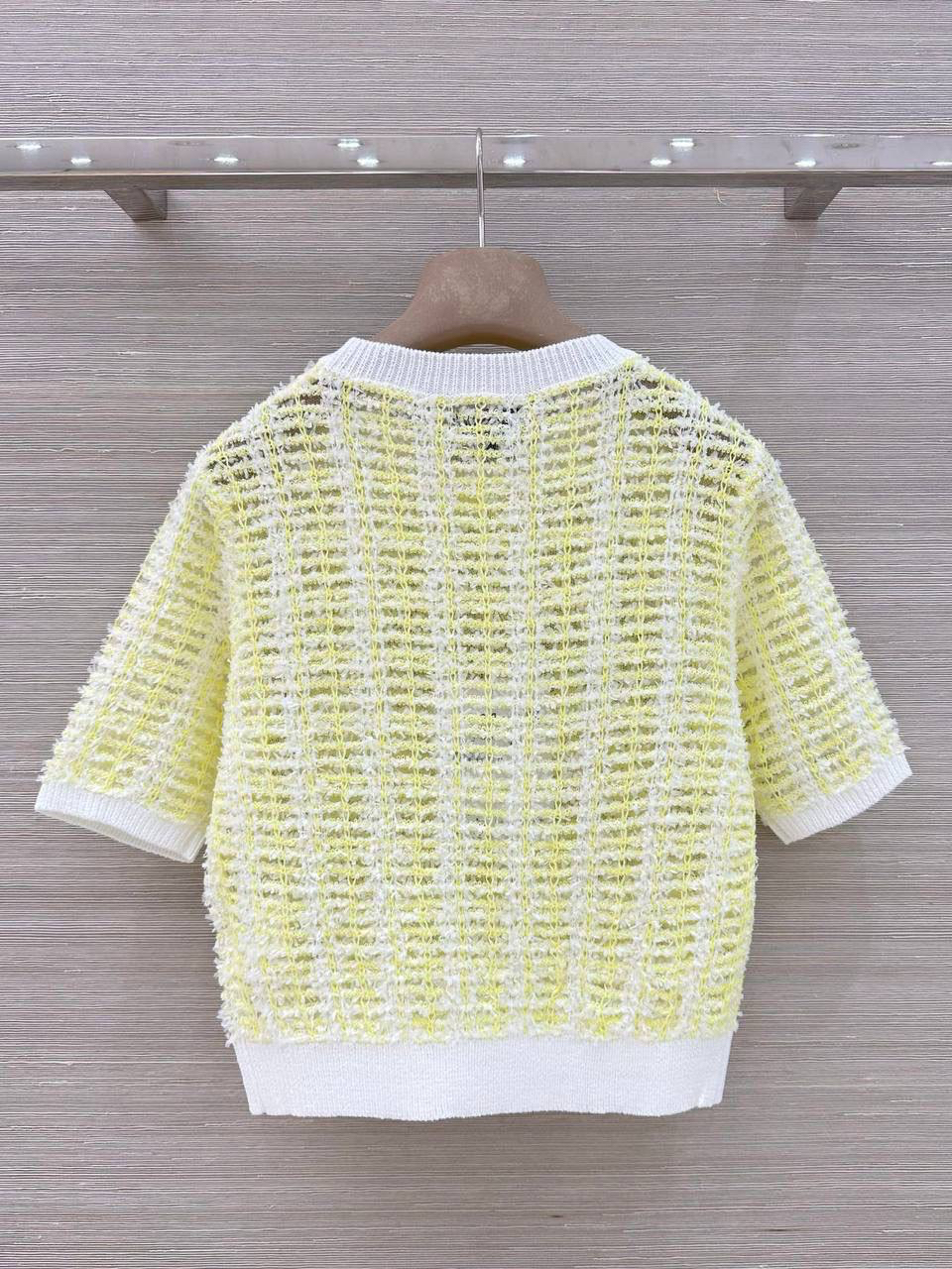 ФУТБОЛКА CHANEL детальное фото
