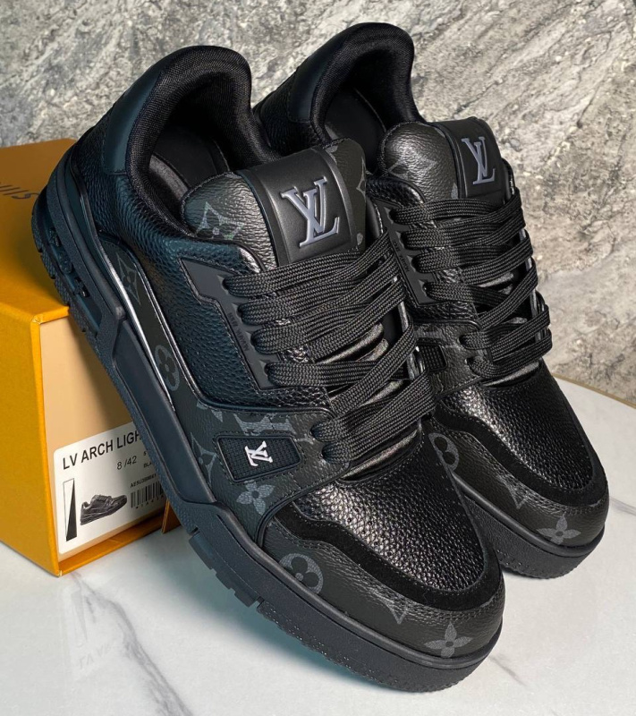 МУЖСКИЕ КРОССОВКИ LOUIS VUITTON фото