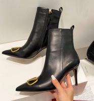 БОТИЛЬОНЫ VALENTINO фото