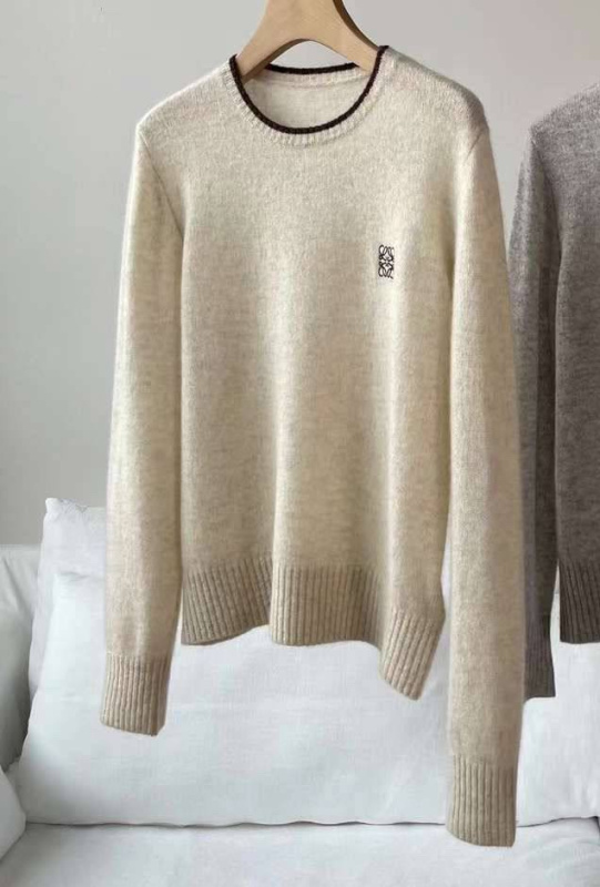 СВИТЕР LOEWE фото