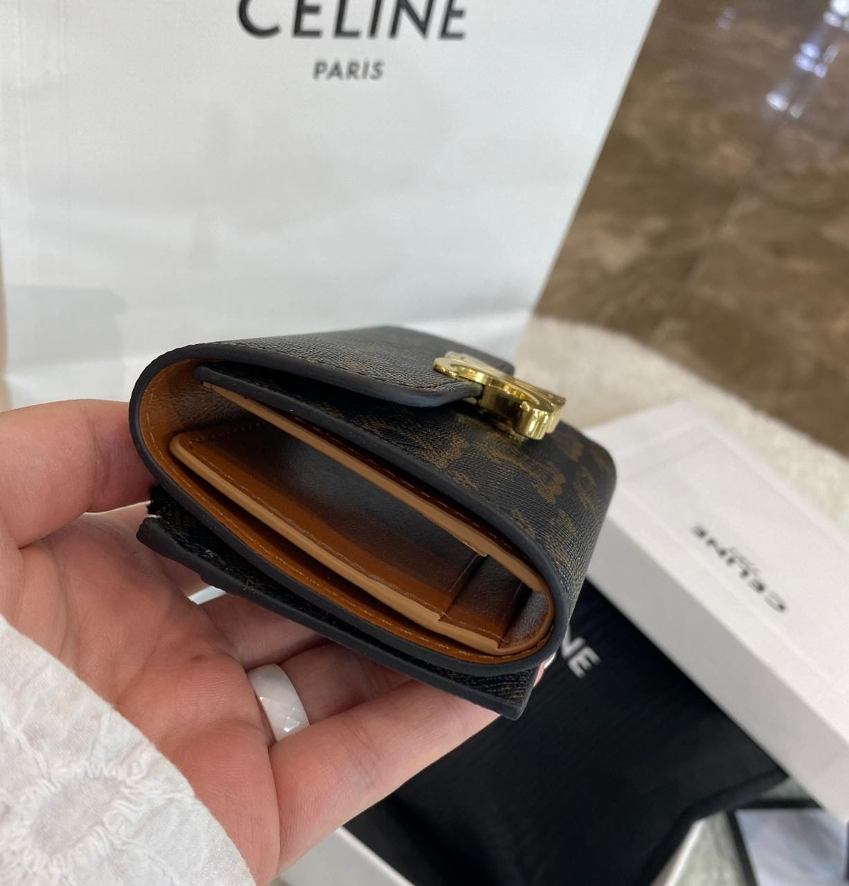 КОШЕЛЕК CELINE детальное фото