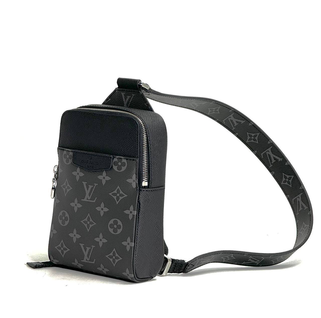МУЖСКАЯ СУМКА СЛИНГ LOUIS VUITTON детальное фото