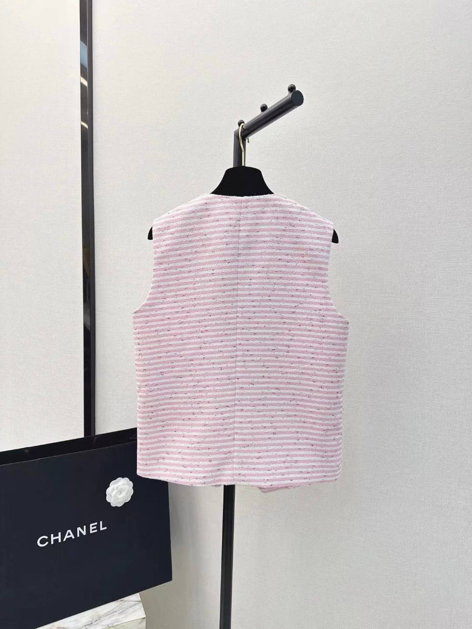 ЖИЛЕТ CHANEL детальное фото