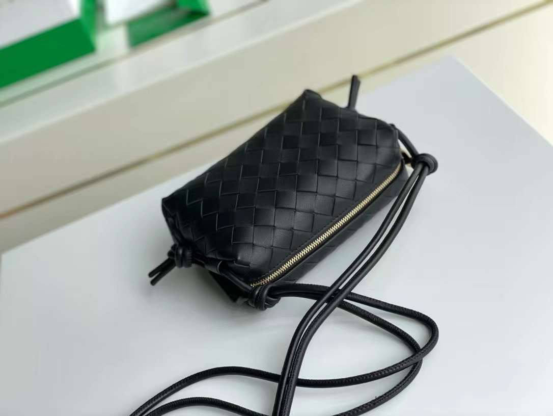 СУМКА BOTTEGA VENETA детальное фото