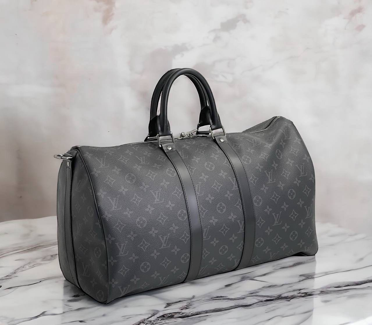 ДОРОЖНАЯ СУМКА LOUIS VUITTON детальное фото