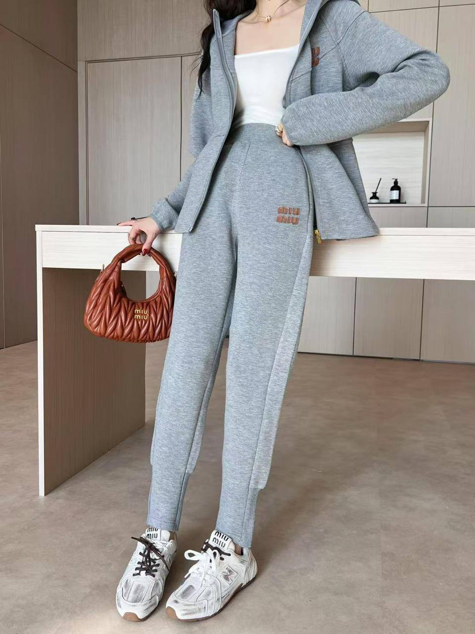 КОСТЮМ MIU MIU детальное фото