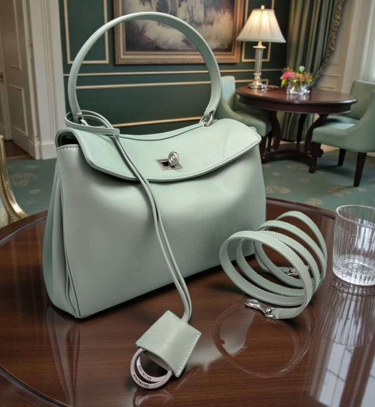 СУМКА BALENCIAGA RODEO SMALL фото