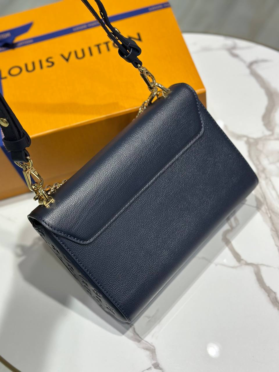 СУМКА LOUIS VUITTON детальное фото