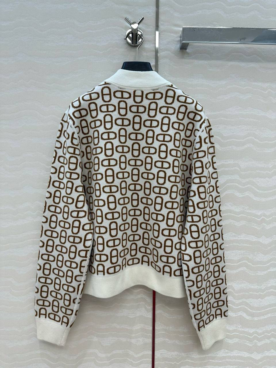 БОМБЕР HERMES детальное фото