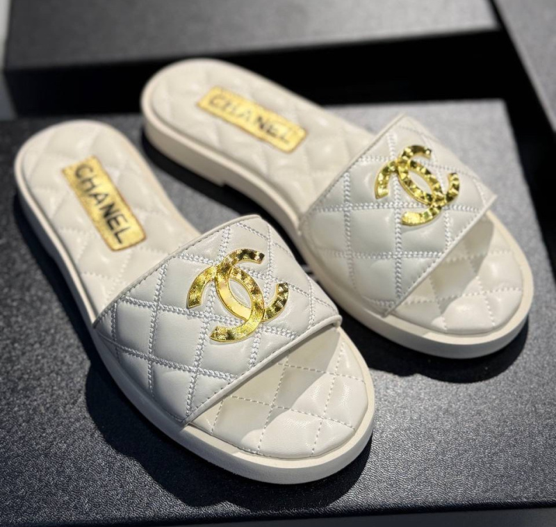 ШЛЕПКИ CHANEL фото