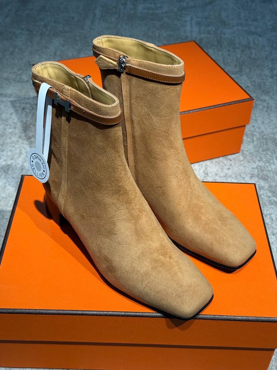 БОТИЛЬОНЫ HERMES детальное фото