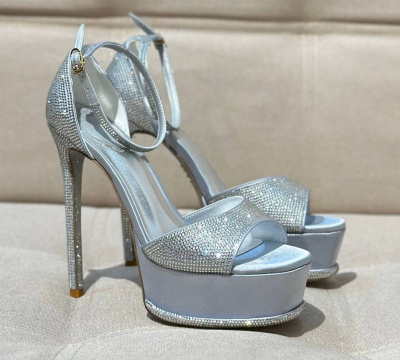 БОСОНОЖКИ RENE CAOVILLA фото