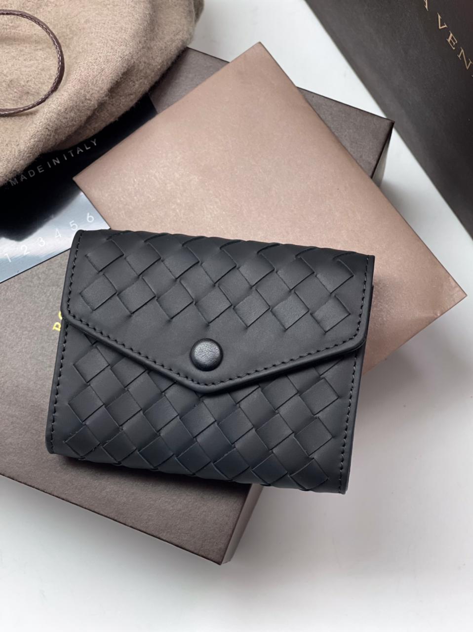 ВИЗИТНИЦА BOTTEGA VENETA детальное фото