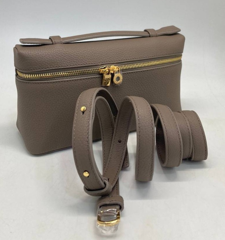 СУМКА LORO PIANA фото