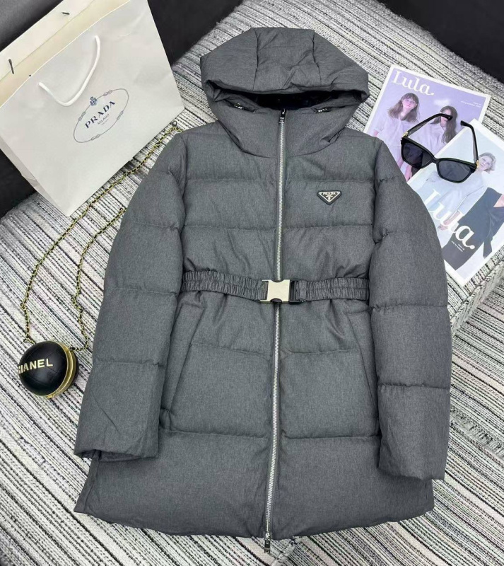 ПУХОВИК PRADA фото