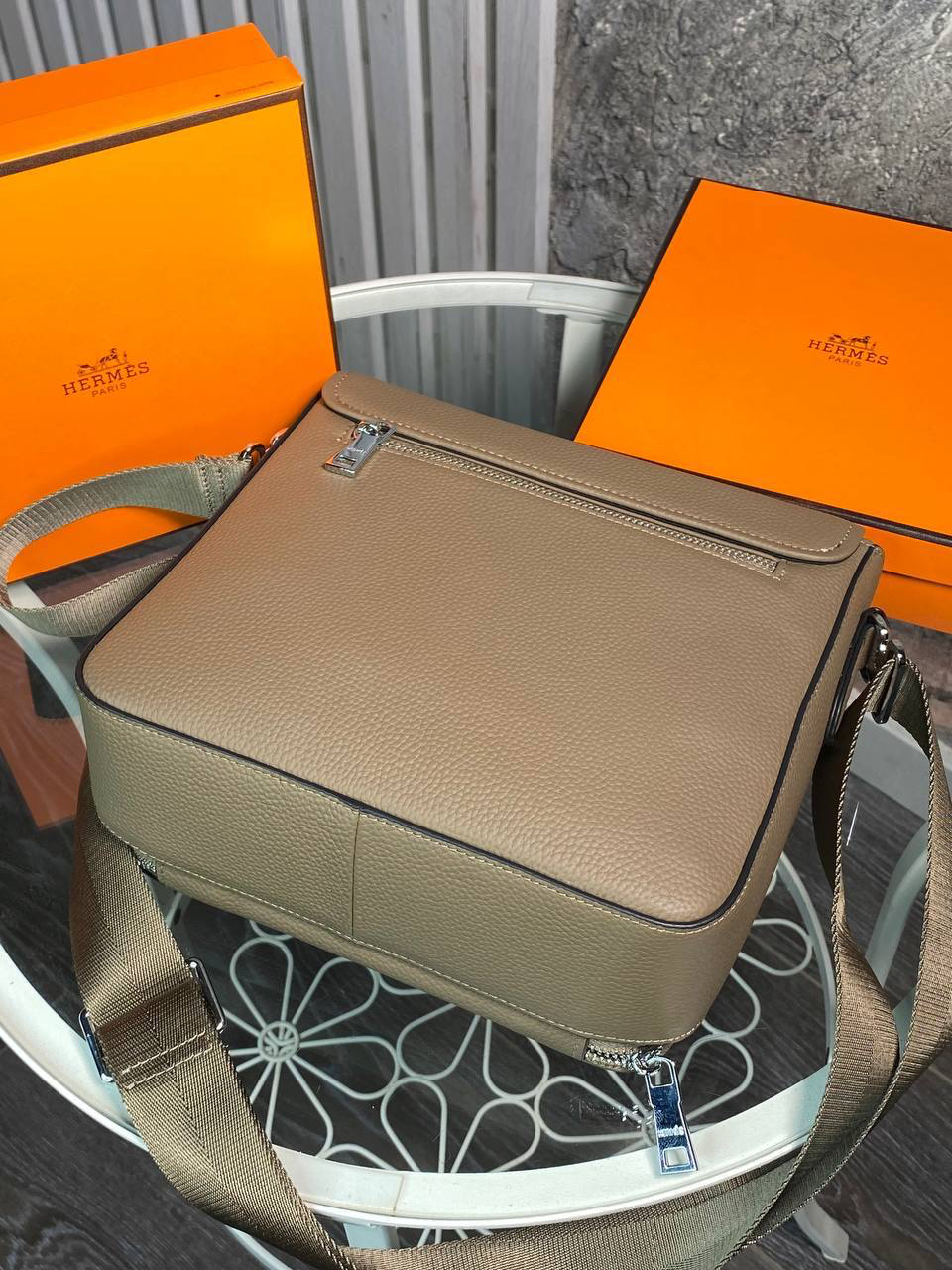 МУЖСКАЯ СУМКА МЕССЕНДЖЕР HERMES детальное фото