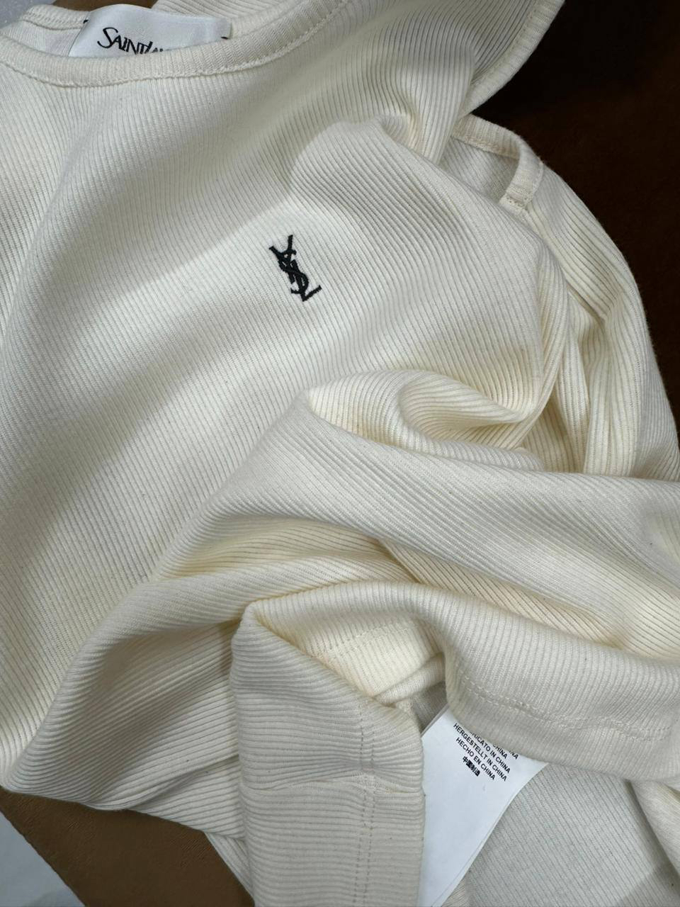 МАЙКА SAINT LAURENT детальное фото