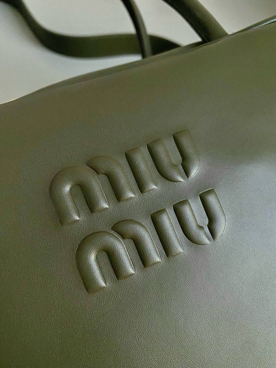 СУМКА MIU MIU детальное фото