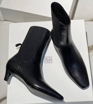 БОТИЛЬОНЫ TOTEME фото