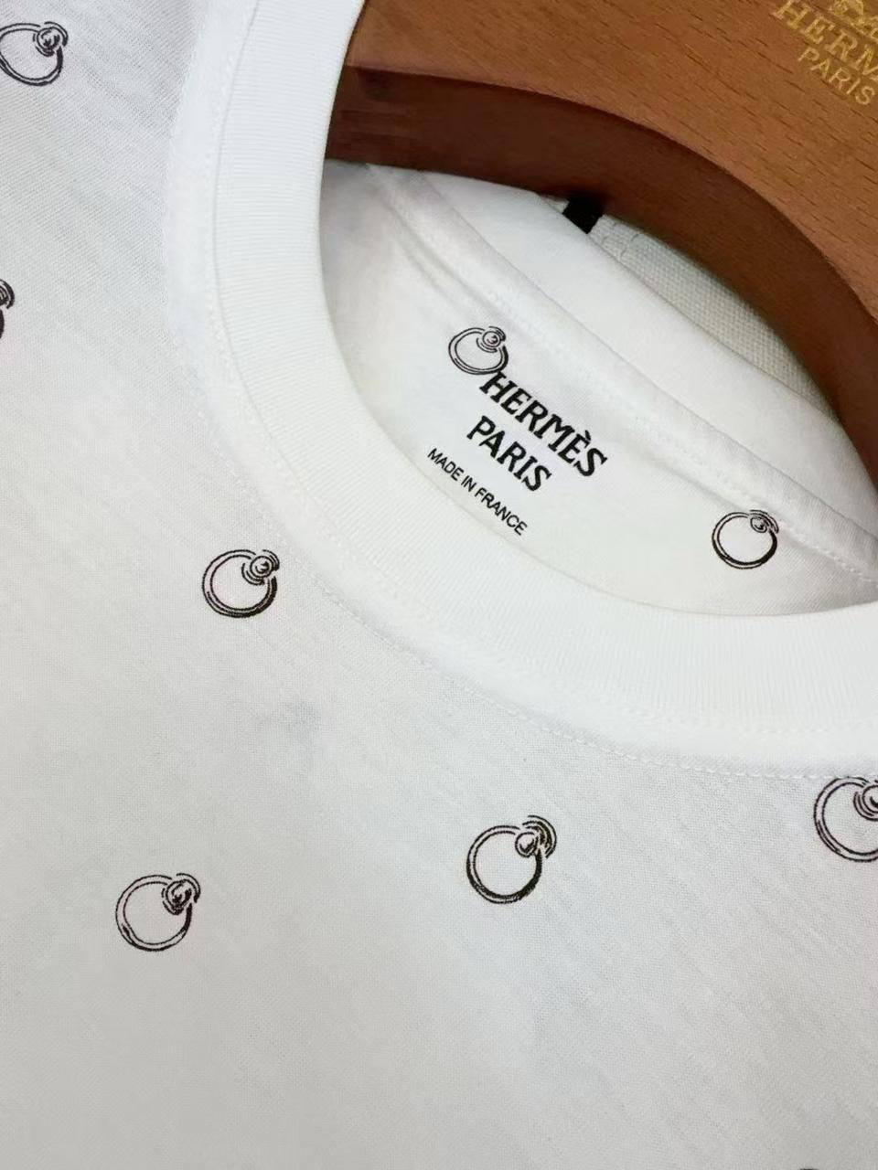 ФУТБОЛКА HERMES детальное фото
