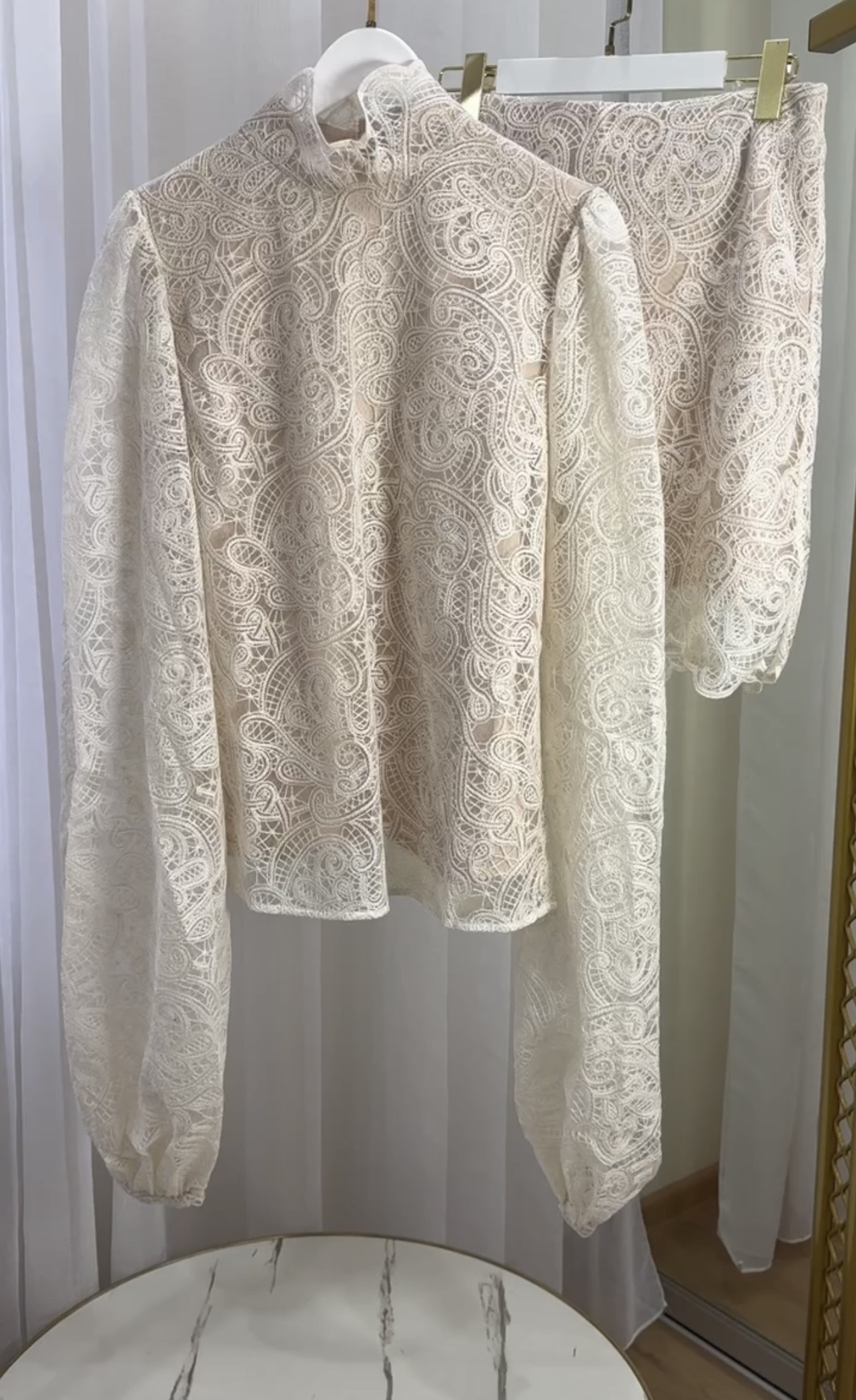 КОСТЮМ DRESSERIE детальное фото