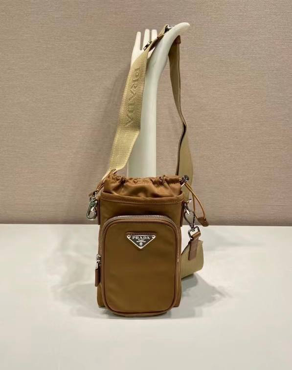 МУЖСКАЯ СУМКА МЕССЕНДЖЕР PRADA детальное фото