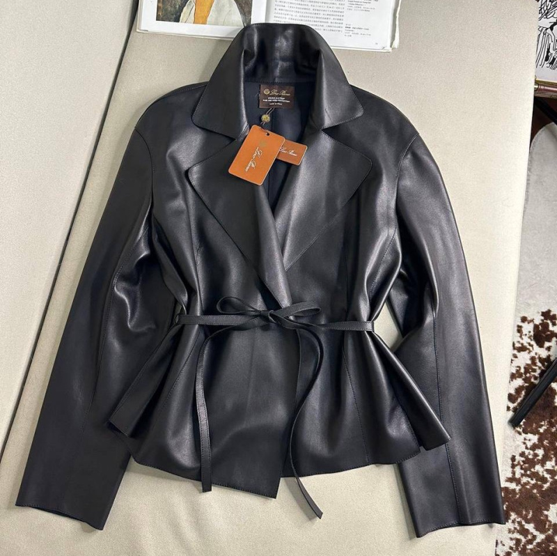 КУРТКА LORO PIANA фото