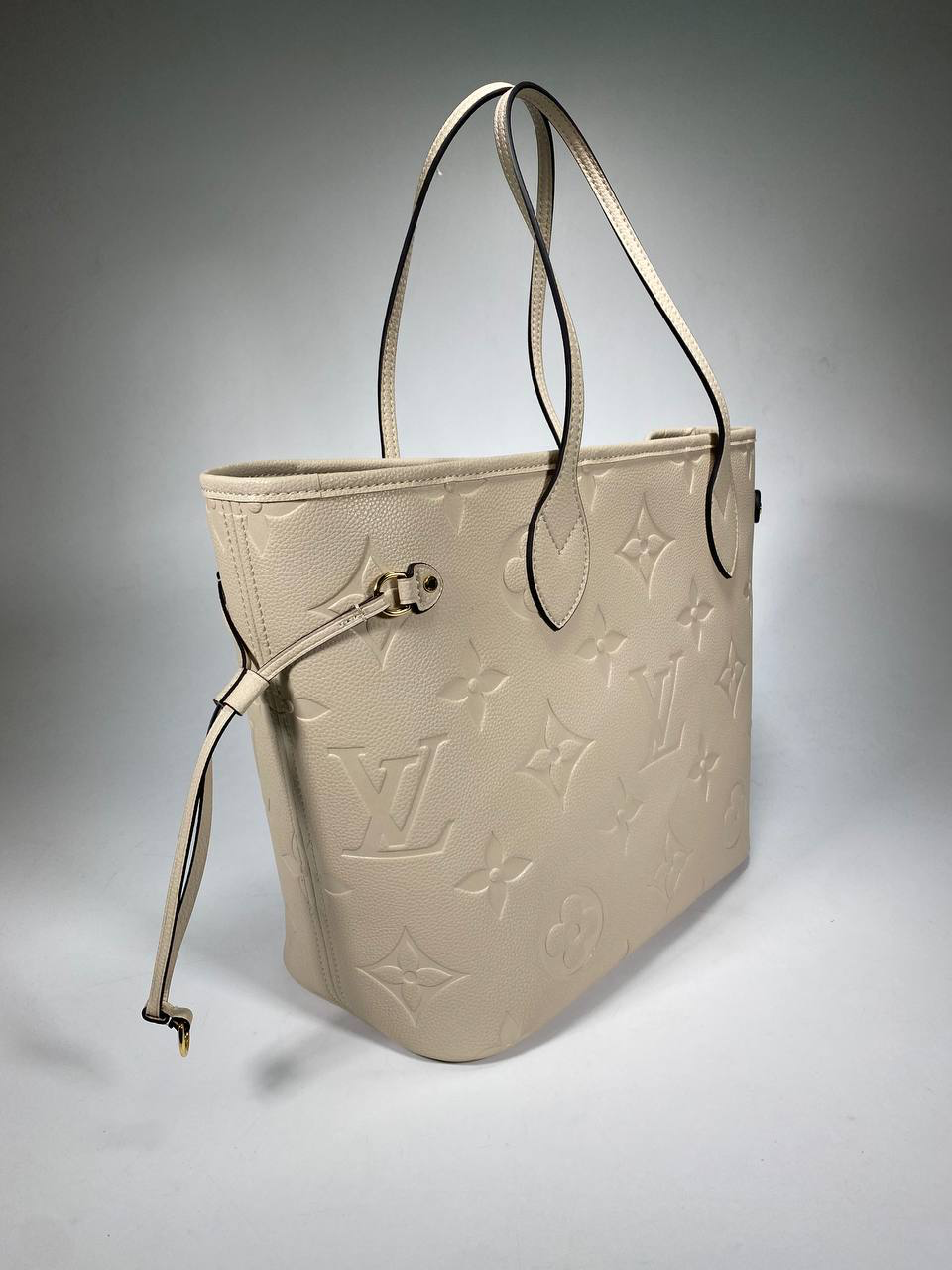 СУМКА LOUIS VUITTON детальное фото