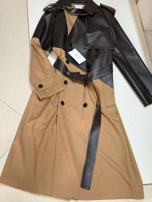 ПЛАЩ BOTTEGA VENETA фото