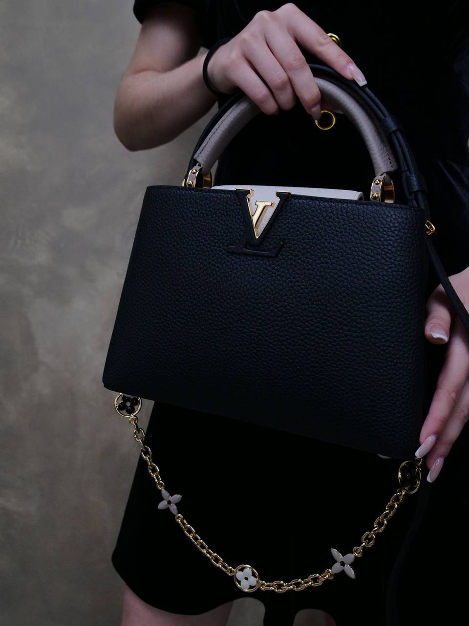 СУМКА LOUIS VUITTON детальное фото