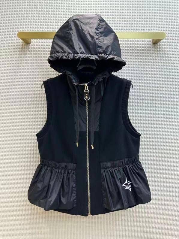 ЖИЛЕТ LOUIS VUITTON детальное фото